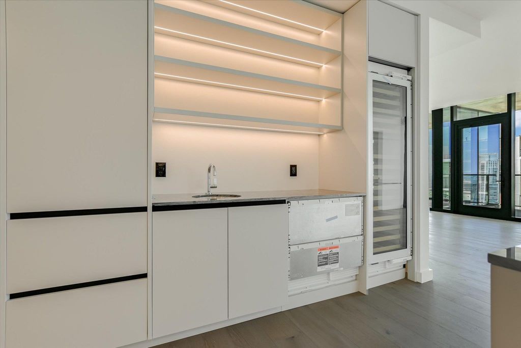 610 Davis ST 4903, Austin, TX 78701