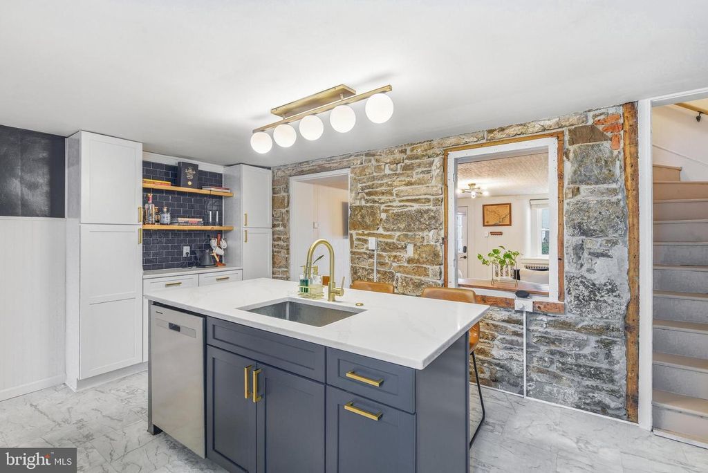 116 SOUTH ST, Phoenixville, PA 19460