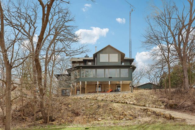 15 2nd Avenue SW, Oronoco, MN 55960