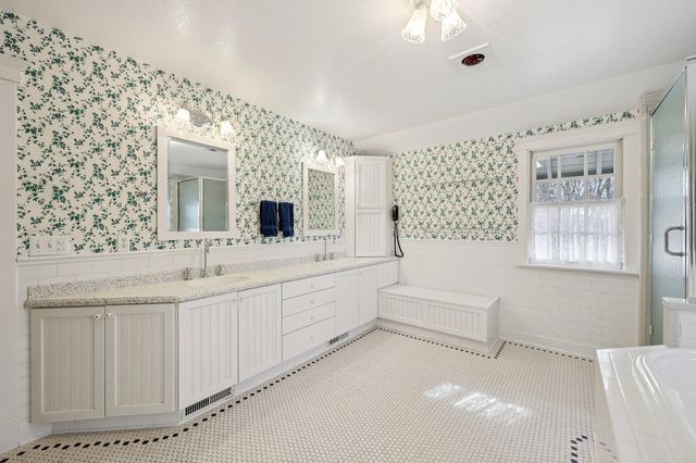 15 2nd Avenue SW, Oronoco, MN 55960