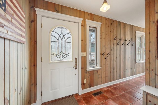 15 2nd Avenue SW, Oronoco, MN 55960