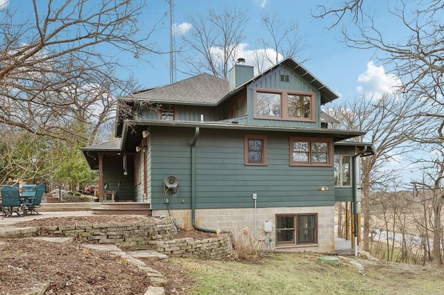 15 2nd Avenue SW, Oronoco, MN 55960