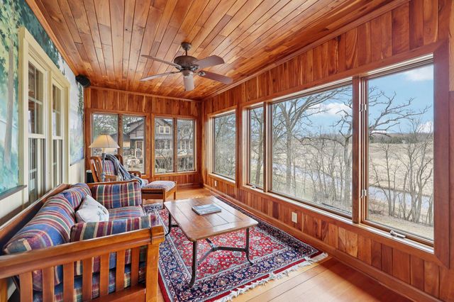 15 2nd Avenue SW, Oronoco, MN 55960