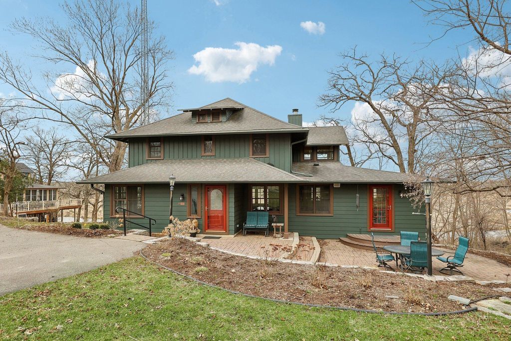 15 2nd Avenue SW, Oronoco, MN 55960