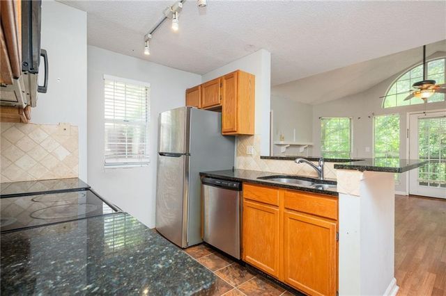 915 Wentworth Court, Johns Creek, GA 30022