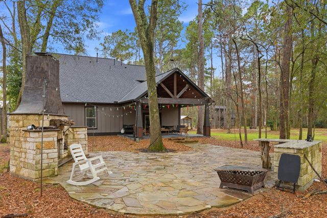 1480 Traylor Road, Conroe, TX 77304