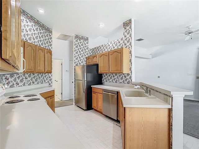 1157 VALLEY CREEK RUN, Winter Park, FL 32792