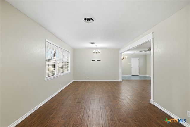 3413 Meadow Oaks Drive, Temple, TX 76502