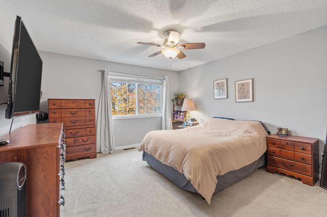 587 Mariner Way, Woodbury, MN 55129