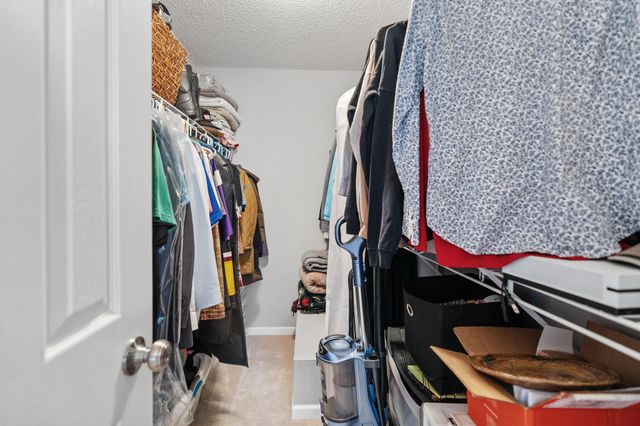 587 Mariner Way, Woodbury, MN 55129