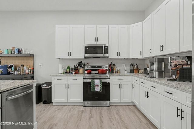 7160 PALM RESERVE Lane, Jacksonville, FL 32222