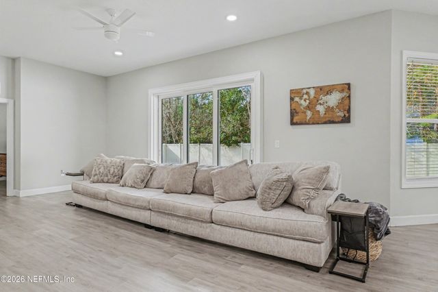 7160 PALM RESERVE Lane, Jacksonville, FL 32222