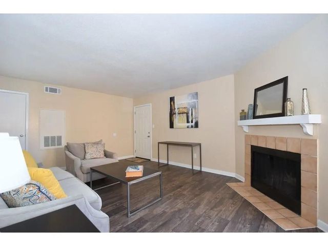 17310 Keith Harrow Boulevard 807, Houston, TX 77084