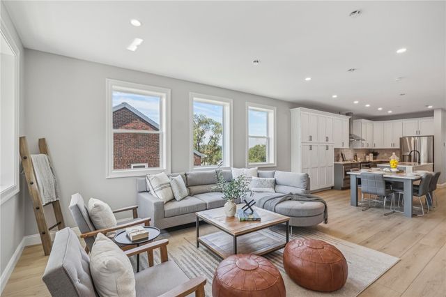 237 N Aiken Ave, East Liberty, PA 15206