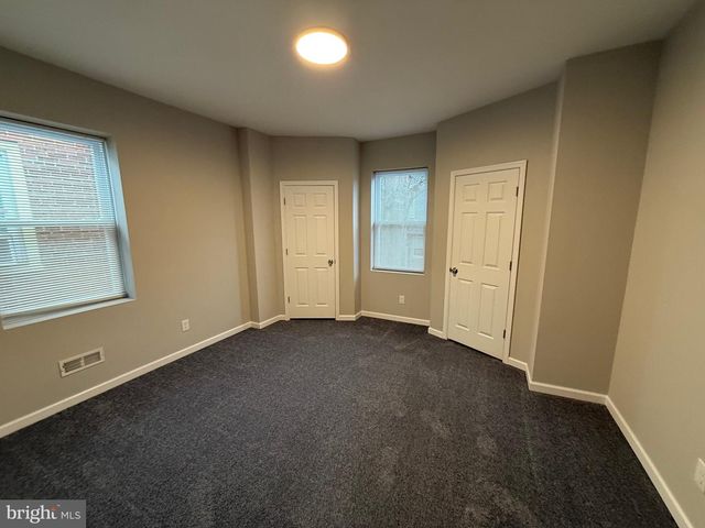 4937 N WARNOCK ST, Philadelphia, PA 19141