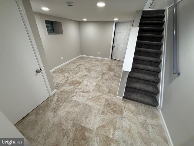 4937 N WARNOCK ST, Philadelphia, PA 19141