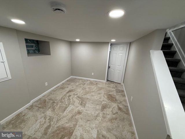 4937 N WARNOCK ST, Philadelphia, PA 19141