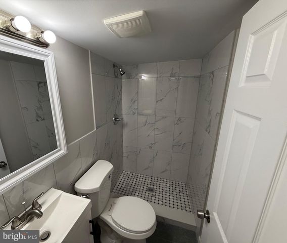 4937 N WARNOCK ST, Philadelphia, PA 19141