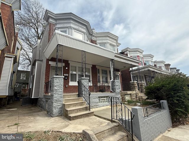4937 N WARNOCK ST, Philadelphia, PA 19141