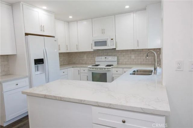 1907 W Wakeham Place, Santa Ana, CA 92704