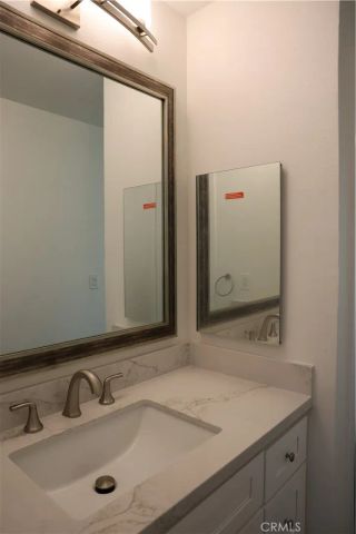 1907 W Wakeham Place, Santa Ana, CA 92704