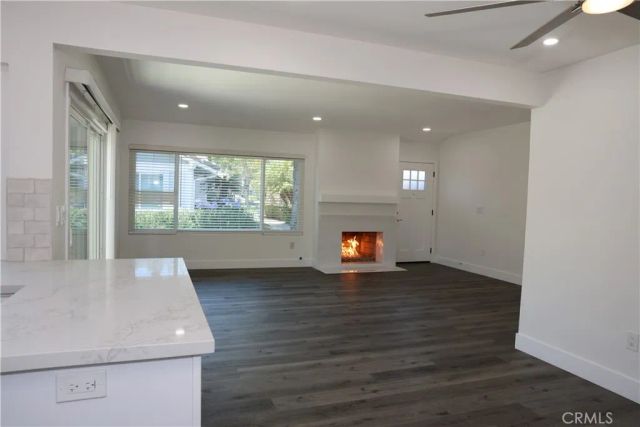 1907 W Wakeham Place, Santa Ana, CA 92704