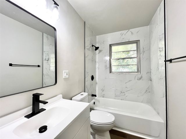 1607 Herschel Street, Arlington, TX 76010