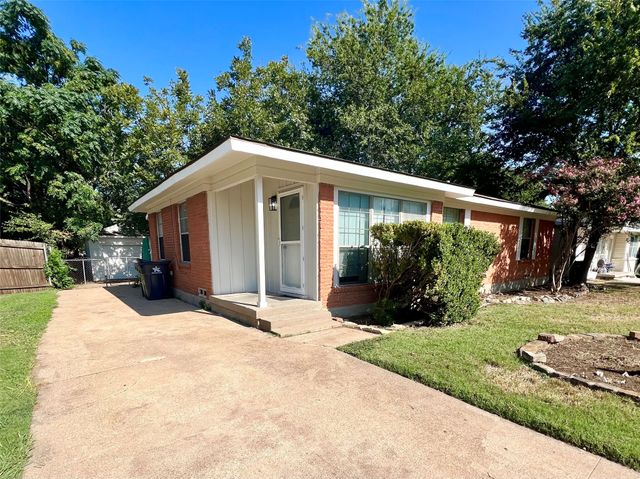 1607 Herschel Street, Arlington, TX 76010