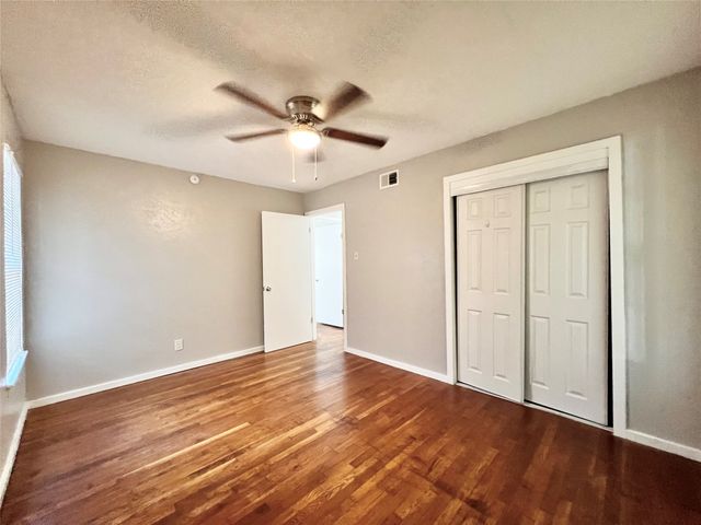 1607 Herschel Street, Arlington, TX 76010