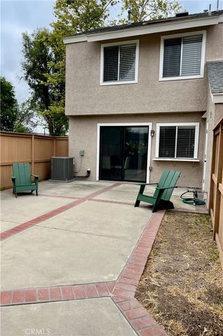12 Hollowglen, Irvine, CA 92604