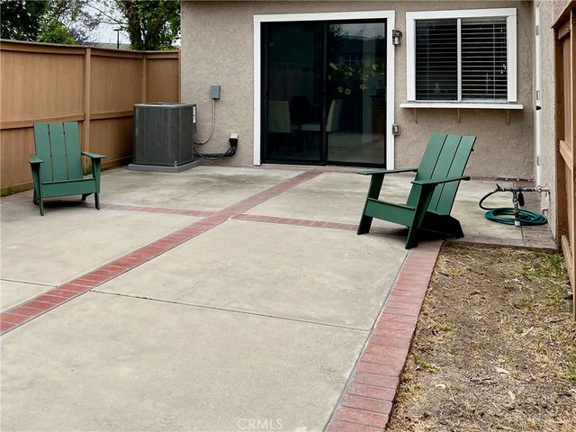 12 Hollowglen, Irvine, CA 92604