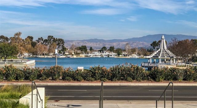 12 Hollowglen, Irvine, CA 92604