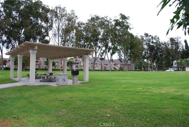 12 Hollowglen, Irvine, CA 92604