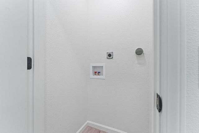 43 Pivot Rock Road, Eureka Springs, AR 72632