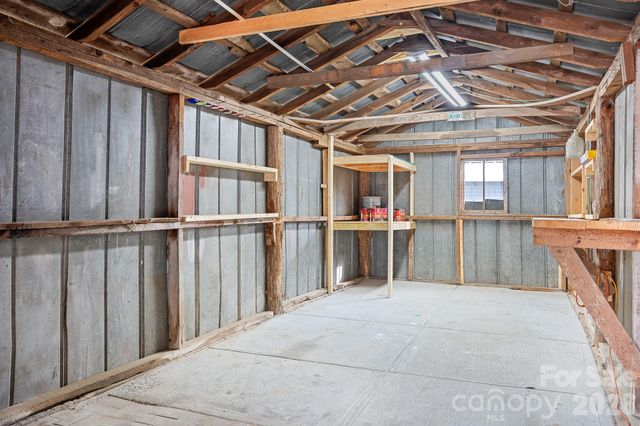 264 E Mcneely Avenue, Mooresville, NC 28115