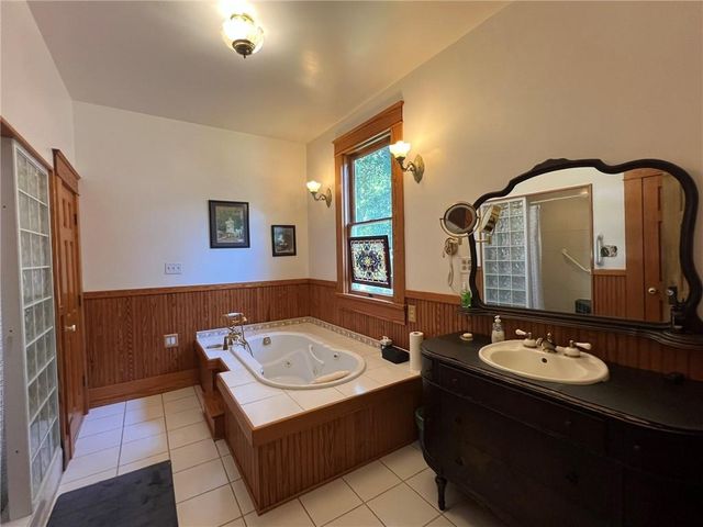 1735 WHITE Street, Alexandria, LA 71301