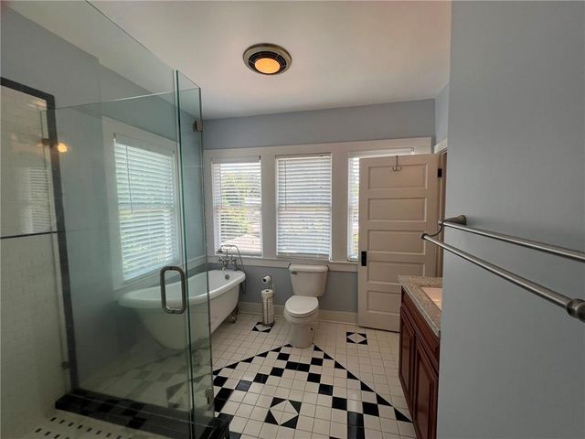 1735 WHITE Street, Alexandria, LA 71301