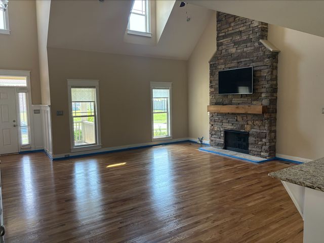 3001 Foust Dr, Spring Hill, TN 37174