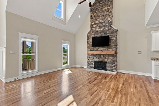 3001 Foust Dr, Spring Hill, TN 37174