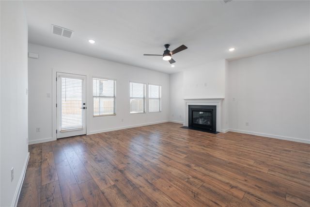 2217 Maple Ridge Drive, Van Alstyne, TX 75495