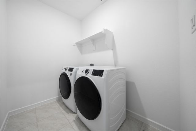 2217 Maple Ridge Drive, Van Alstyne, TX 75495