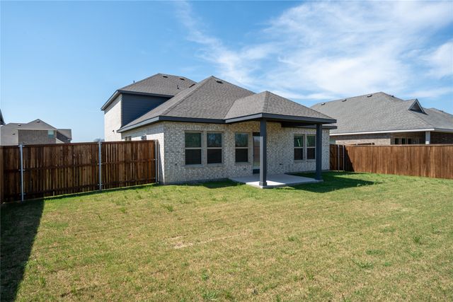 2217 Maple Ridge Drive, Van Alstyne, TX 75495