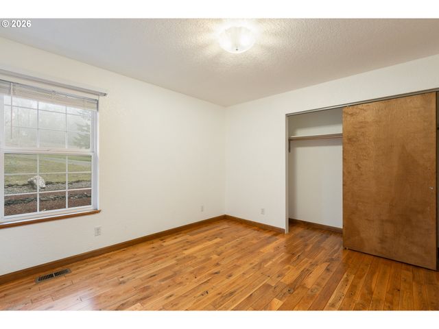 1720 ELGAROSE Rd, Roseburg, OR 97471