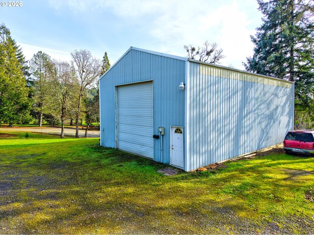 1720 ELGAROSE Rd, Roseburg, OR 97471
