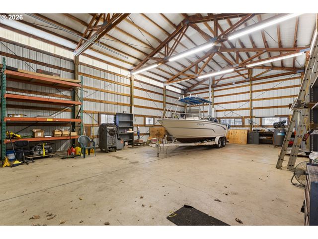 1720 ELGAROSE Rd, Roseburg, OR 97471