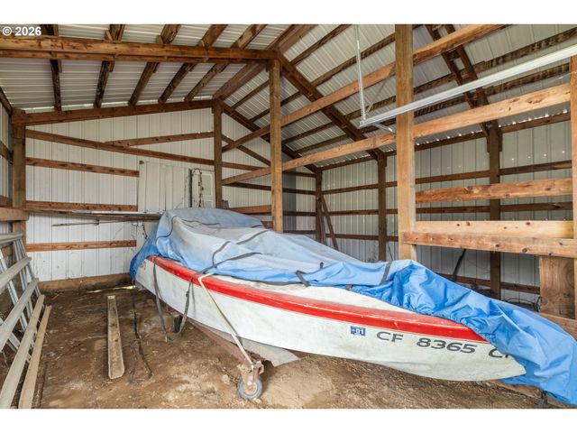 1720 ELGAROSE Rd, Roseburg, OR 97471