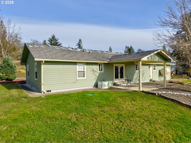 1720 ELGAROSE Rd, Roseburg, OR 97471