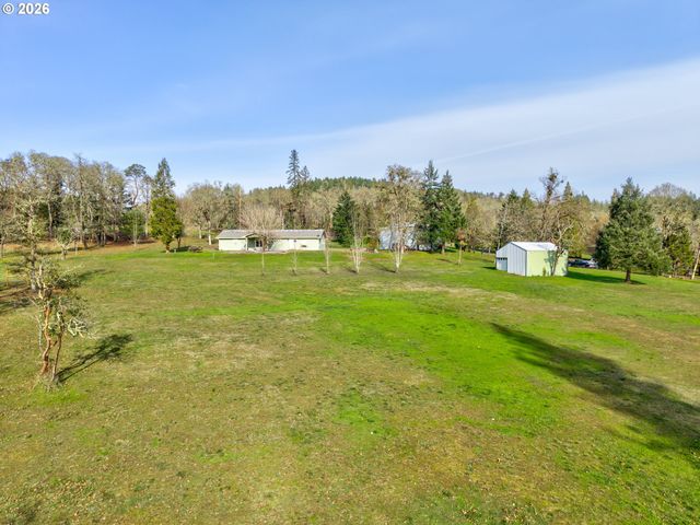 1720 ELGAROSE Rd, Roseburg, OR 97471