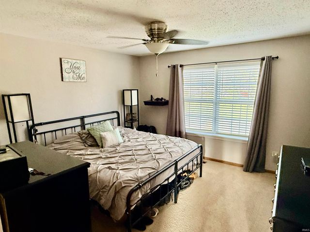 2737 S Pine Meadows Drive, Bloomington, IN 47403