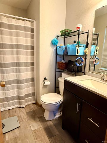 2737 S Pine Meadows Drive, Bloomington, IN 47403